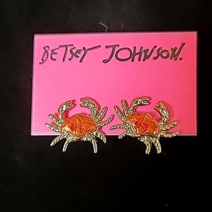 New Vintage! BETSEY JOHNSON Crabby Couture Collection Orange Crab Stud Earrings.